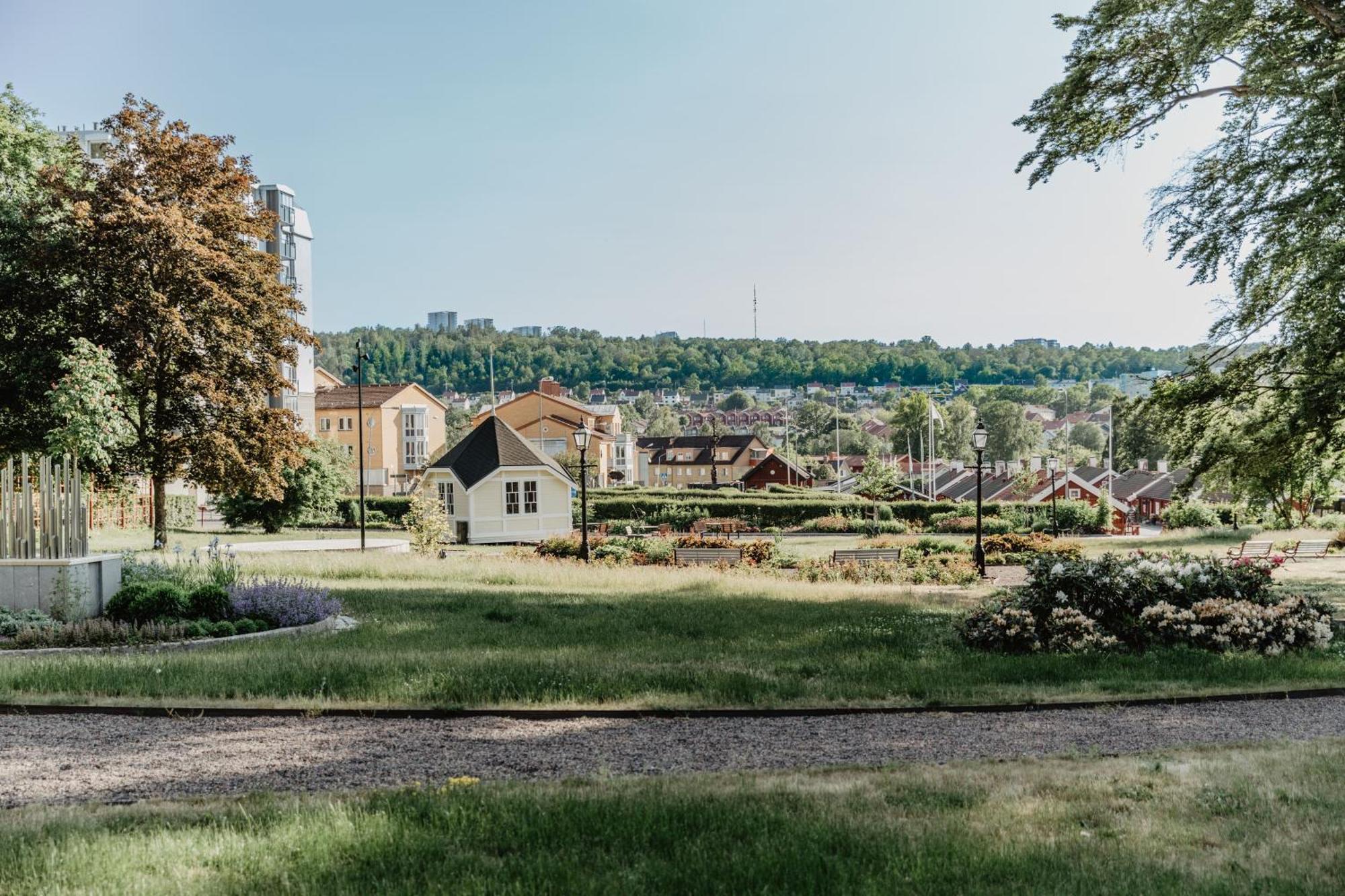 Hotel Slottsvillan Huskvarna Luaran gambar