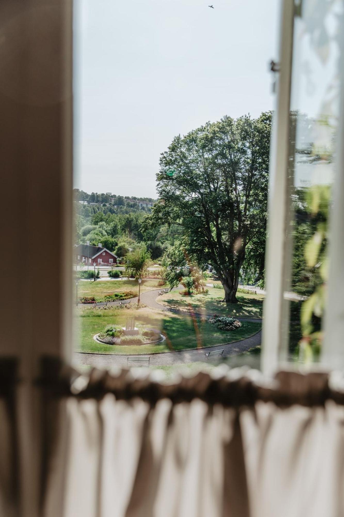 Hotel Slottsvillan Huskvarna Luaran gambar